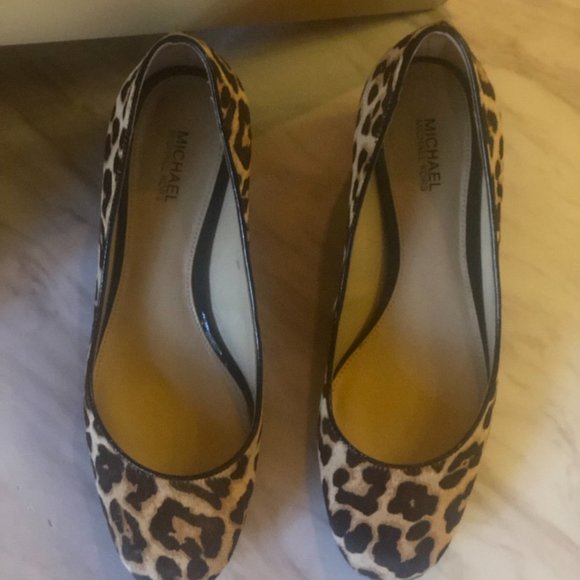 Michael Kors Leopard Print Arabella Kitten Slip On Loafer Pump - Picture 3 of 6